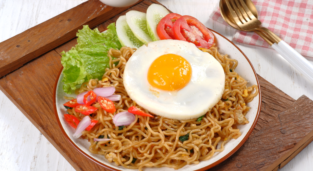 Eggstraordinary Eats – How to Create Delicious Homemade Egg Noodles?
